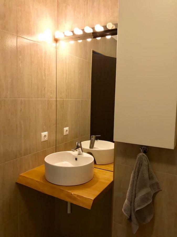 Beautiful Studio Near The Center Of Cluj Экстерьер фото
